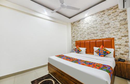 Kharar Hotel | FabHotel New Satyam