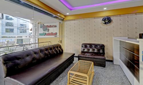 Sadduguntepalya Hotel | FabHotel Palm Emirates