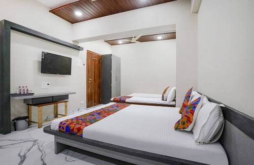 Niphad Hotel | Fabhotel Priya Lodging