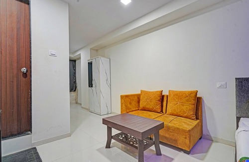 Nigdi Hotel | Fabhotel Rk Inn