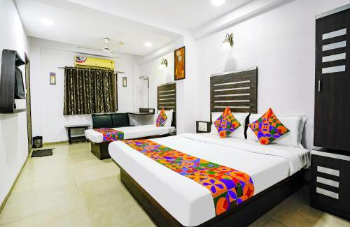 Ahmedabad Hotel | FabHotel Santro