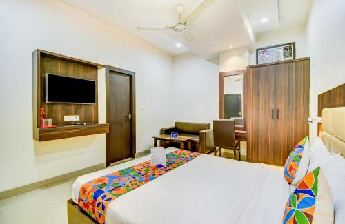 Kanpur Hotel | FabHotel Solitaire Inn