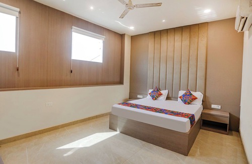 Kanpur Hotel | Fabhotel Star Divine