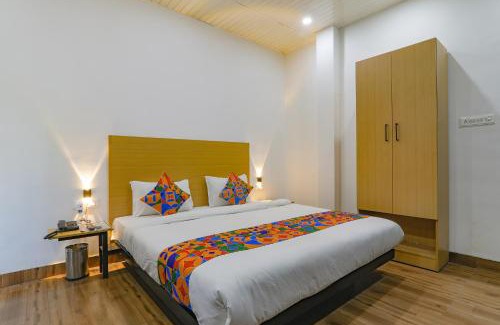 Kanpur Hotel | FabHotel Super 3 Premium II