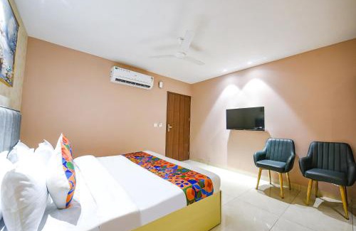Ludhiana Hotel | FabHotel Supreme Suites