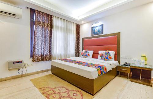 Jammu Hotel | FabHotel Taj