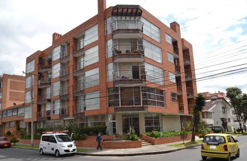 Usaquen Apartment | FABIANA - 1 Br. Executive Apartment with private terrace
