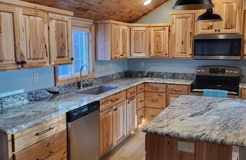 Sturgeon Bay House | Fabulous 2-bedroom house with WiFi in Sturgeon Bay