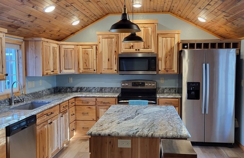 Sturgeon Bay House | Fabulous 2-bedroom house with WiFi in Sturgeon Bay