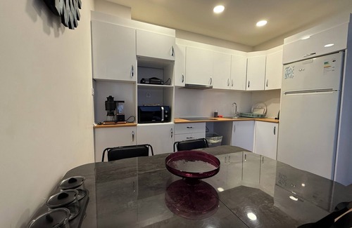 Esenyurt House | Fabulous 4-bedroom building with AC in Istanbul