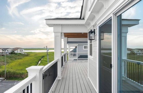 Townsend's Inlet House | Fabulous Bay Views, Southend