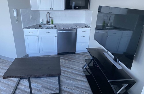 Atlantic City Apartment | FABULOUS BEACHFRONT RENOVATED STUDIO AND AMAZING OCEAN VIEWS