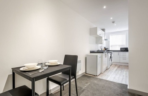 Doncaster Apartment | Fabulous Budget 1 Bed Apartment in Doncaster