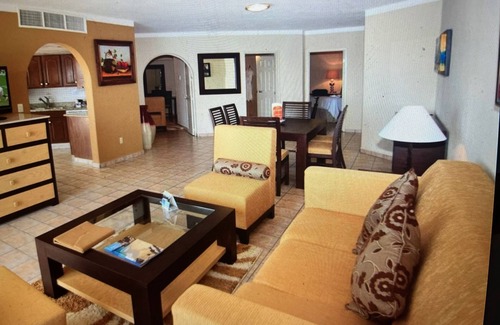 Mexicali Resort | Fabulous Cabo Resort! December weeks available!