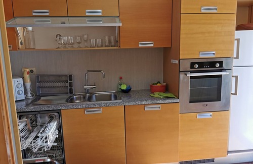 Burgau House | Fabulous end house has Sea View, full A/C, own pool, walk to Burgau Beach