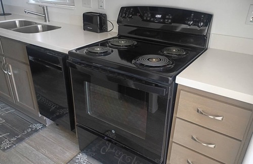 Ehrenberg House | Fabulous home with AC in charming Ehrenberg on the Colorado river