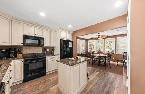 Spinnaker Beachhouses House | Fabulous Ocean View 3BR Spinnaker! Steps to Beach, Pools, Dining, Golf! Amenity Cards!
