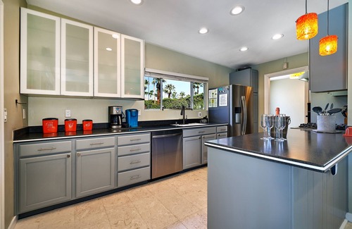 Palm Springs House | FABULOUS PRIVATE MID-CENTURY FOUR BEDROOM RESORT STYLE POOL HOME IN CENTRAL PS