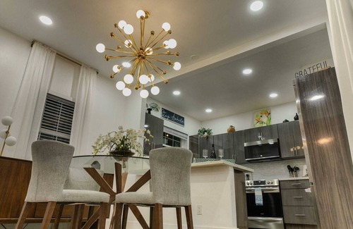 Downtown Fort Lauderdale House | Fabulous Rio Vista Heated Pool Home Near the Las Olas District and the Beaches!