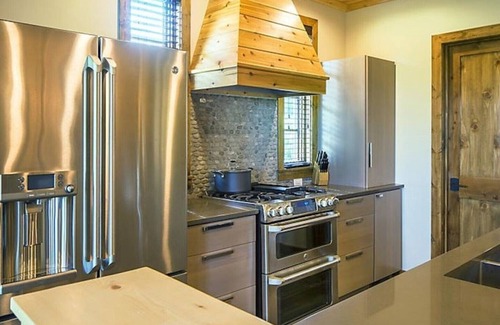 Boyne Falls Resort | Fabulous Scenic Fall Retreat Oct 2-9