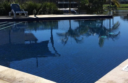 Murray Valley House | Fabulous townshouse with access to the lagoon at Lake Mulwala. Walk to the clubs and enjoy jetty.