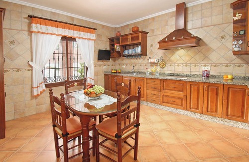 Comares Villa | Fabulous villa, airco, pool, WIFI. Walking distance to village. Amazing views.