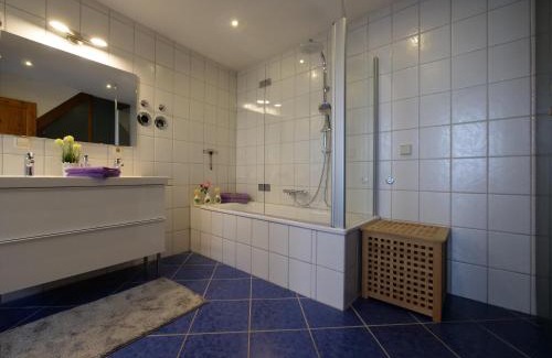 Alt-Knielingen House | Fachwerkhaus in ruhiger Altstadt by Rabe - eigene Terrasse, Smart-TV, Netflix