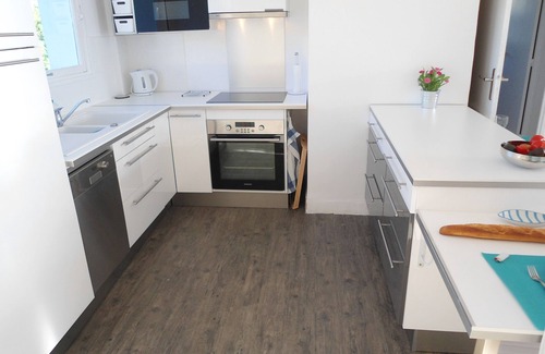 Les Issambres Apartment | FACING THE SEA/BEACH - APARTMENT 2 bedrooms 65m2 Tourist classification 5 *