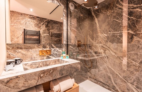 Courchevel Hotel | Fahrenheit seven Courchevel