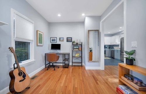Mystic - New London House | Fair Winds | Twin Charmer Walk to Downtown Mystic!