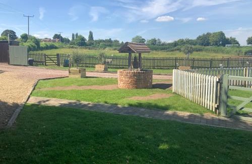 Hartpury Apartment | fairfeilds cottage Frog Trotters Bottom