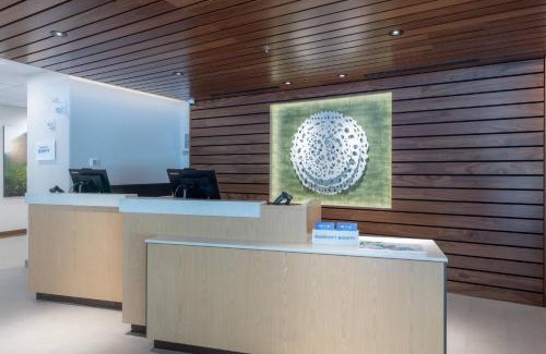 Revelstoke Hotel | Fairfield by Marriott Inn & Suites Revelstoke