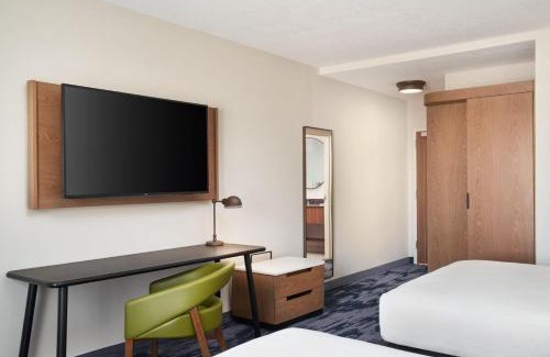 Millenia Hotel | Fairfield by Marriott Inn & Suites Orlando at Millenia