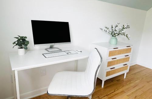 Fairfield House | Fairfield Cottage -Top Rated Gem, Fire Pit, Near Beach, 90 Min to NYC