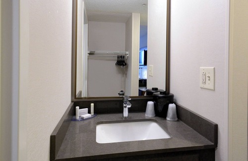 Greensboro Hotel | Fairfield Inn by Marriott Greensboro Airport