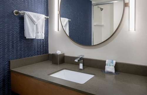 Rochester Hotel | Fairfield Inn Marriott Rochester Airport