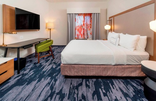 Bend Hotel | Fairfield Inn & Suites by Marriott Bend Downtown