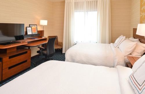 Hollister Hotel | Fairfield Inn & Suites by Marriott Hollister