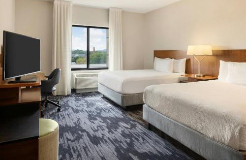Historic Downtown La Crosse Hotel | Fairfield Inn & Suites by Marriott La Crosse Downtown