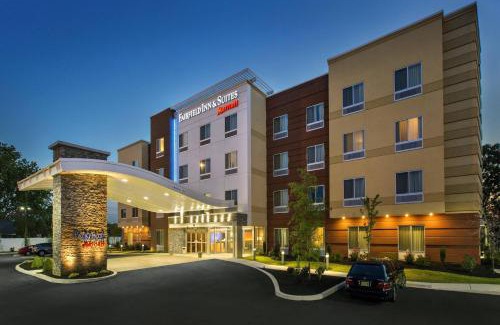 New Castle Hotel | Fairfield Inn & Suites by Marriott New Castle