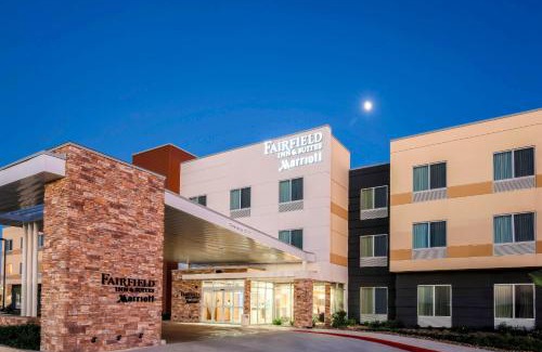 Pleasanton Hotel | Fairfield Inn & Suites by Marriott Pleasanton