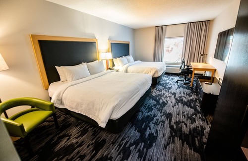 Strabane Hotel | Fairfield Inn & Suites by Marriott Washington Casino Area