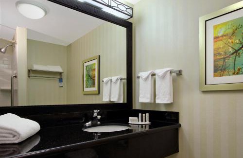 Clovis Hotel | Fairfield Inn & Suites Fresno Clovis