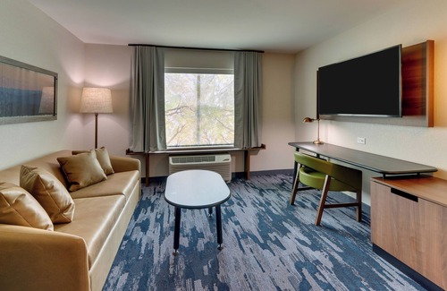 Meridian Hotel | Fairfield Inn & Suites Meridian
