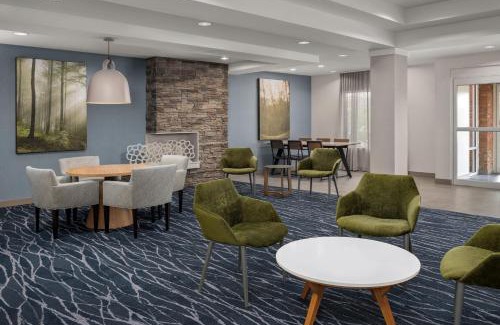 Hollins Hotel | Fairfield Inn & Suites Roanoke Hollins/I-81
