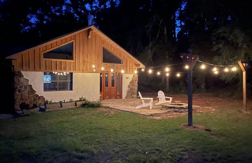 Fairhope House | Fairhope French Cottage close to beaches and Fairhope