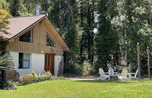 Fairhope House | Fairhope French Cottage close to beaches and Fairhope
