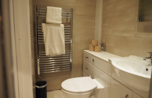 Amesbury Hotel | Fairlawn House