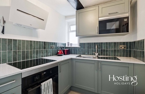 Henley-on-Thames Apartment | Fairmile Annex - Cosy 1-Bed Stay in Central Henley