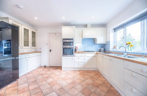 Thorpeness Apartment | Fairway, idyllic location in Thorpeness